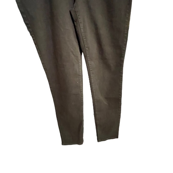 Chico’s the platinum jegging size 1
Conventional size 8 - Picture 6 of 11